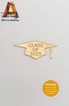 Load image into Gallery viewer, Personalized Graduation Cup Cake Charms