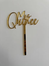 Load image into Gallery viewer, Mis Quince Ver 2 Acrylic Cake Topper